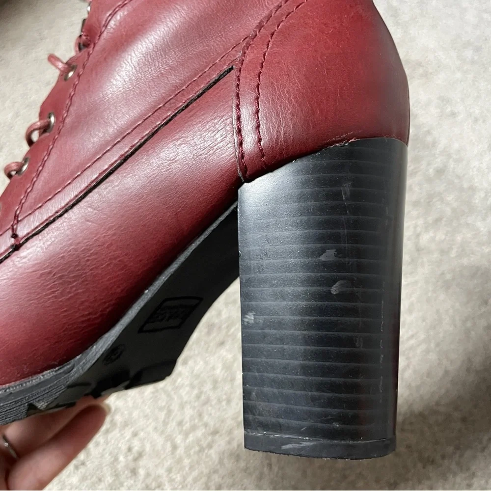 Dolce by Mojo Moxy WitchyFaux leather‎ Red-burgundy ankle boot Whimsigoth Size 8